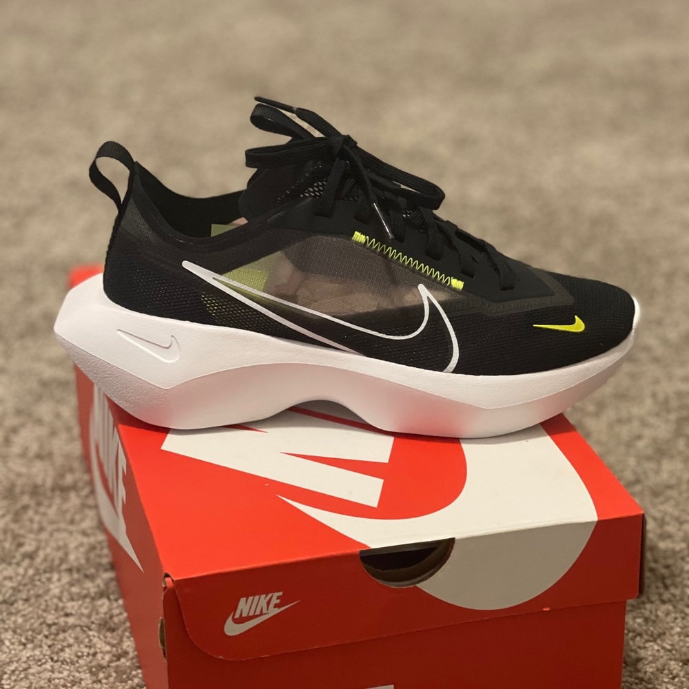 Woman Nike Vista Lite